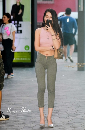 难得一见的七分紧身铅笔裤