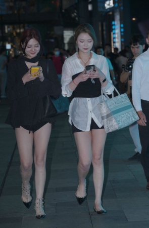 黑白搭配姐妹 [212P-2.62GB]