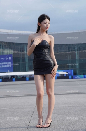 皮质抹胸 摩登性感