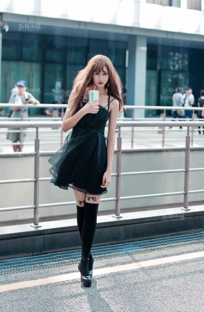 长筒袜高跟美女