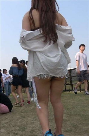 4K-极品丰臀超短裤肉肉的街拍美女 [1.13 GB]