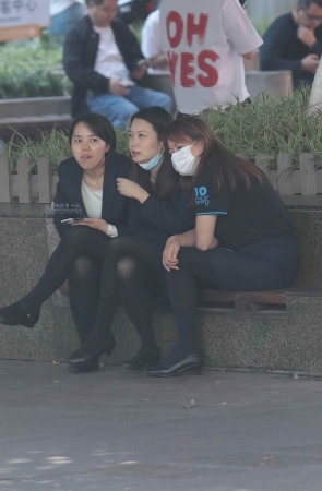 街拍黑丝职业装