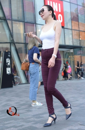 8-8   紧绷的一身