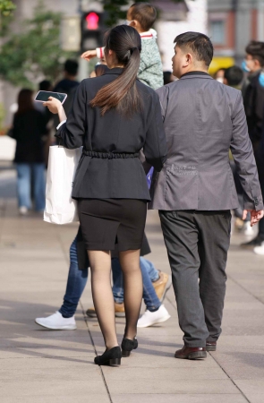 黑 丝（2021111301）