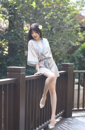 阳光你再灿烂一点