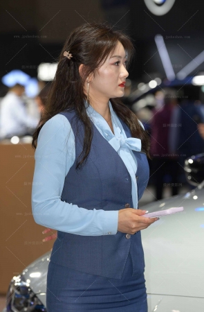 2468-15=79√黑丝细高跟销售经理 13P