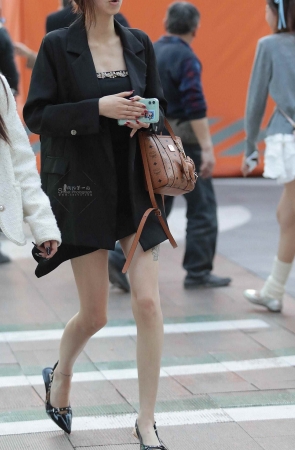 玉足街拍高跟shaofu