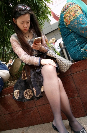 黑色裙黑丝美女