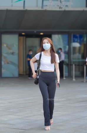 喬仙仙儿街拍作品&In Your Eyes 【套图+视频】