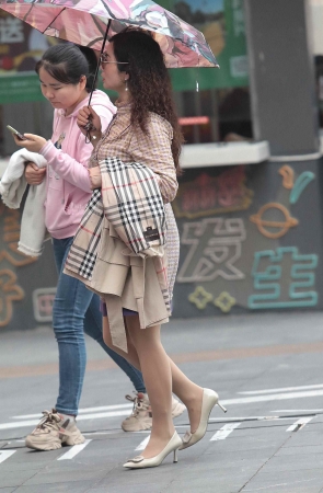 肉丝街拍高跟-13P