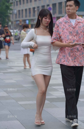 郎才女貌、紧身裙女友！