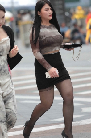 诱惑街拍黑丝高跟shaofu-14P