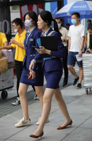 汽车xiao shou肉 丝高 跟穿一天下班了