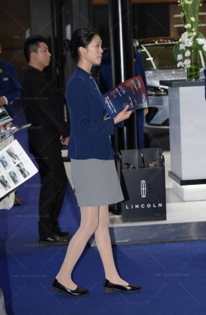 23614-25=35√凯迪拉克销售员～ 11P