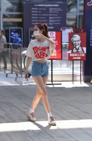 紧身热裤美女 [156P-4.61GB]