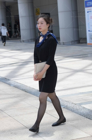 23612-37=69√黑丝通勤装穿搭 11P