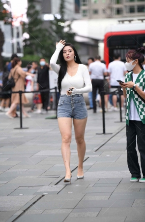 超级长腿好身材热裤高跟