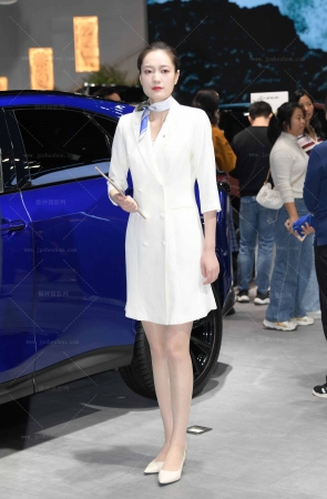 231119-5=58√肉丝大长腿销售员【套图➕视频】 15P