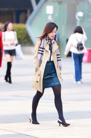 美腿黑丝细高跟