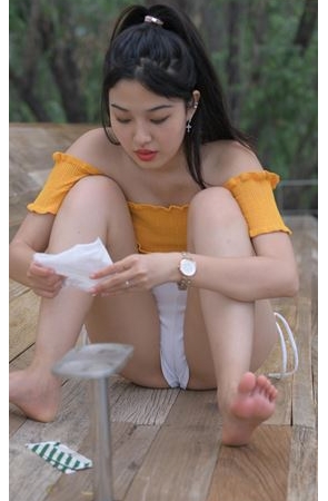 一个人的烟火【套图+视频】