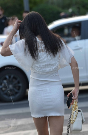 中年龄的白珍珠？ 230811-2-45 15P