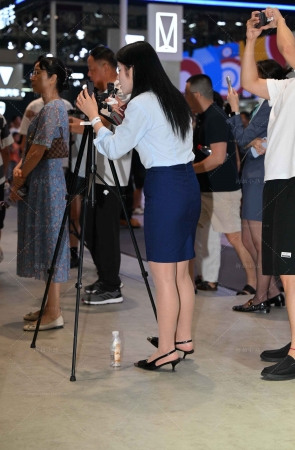 直播卖车的rou丝主播