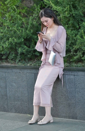 2545-1=21√街拍丝袜素人 6P