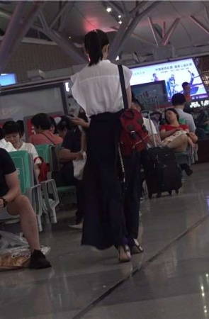 美足，高跟，长裙美女 [3.09 GB/avi]