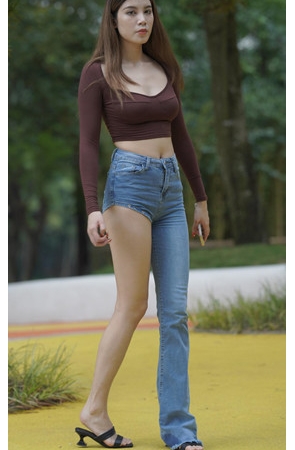 牛仔裤美女【套图+视频】