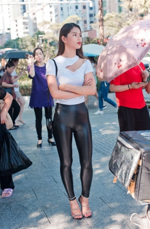 性感皮裤美女模拍高清原图