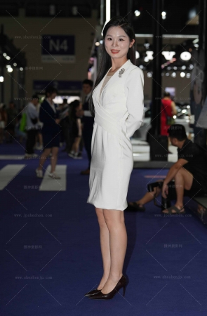 CQ车展篇-主持这高跟是黑色还是朱红色阿82P