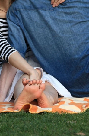 No649 足底红润，足面雪白，漂亮女神的玉足全解析 第3套