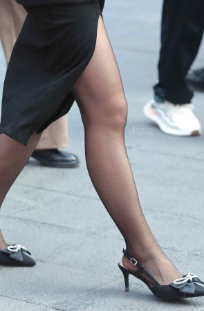 街拍黑丝高跟-13P