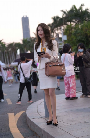 成熟型高跟姐姐