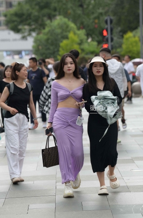 这裙子就很好看~