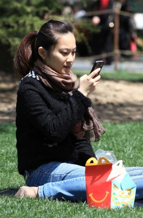 No115 少妇冬装下的超薄肉丝，更显诱人