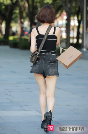 性感热裤YY美眉MJ1287[1.44G]