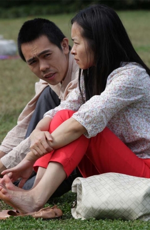 No877 少女脚跟不离地，也不妨碍把玉足看个真切