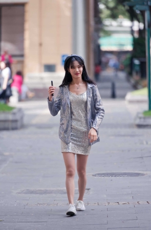 御风&在沙面公园搭讪的肉丝甜美小姐姐九月【套图+视频】