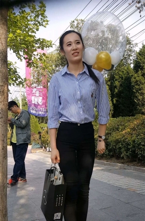 性感大方迷人的长腿女神