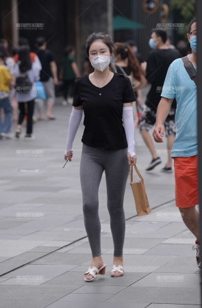 这种面料的裤子舒服