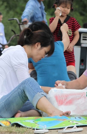 No19 少妇长趾素足，脚面堪称上品，足底略感可惜