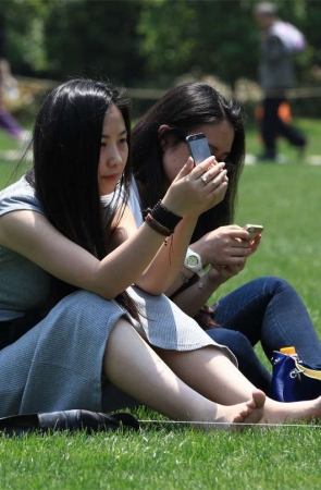 No182 帮妈妈吹干趾缝