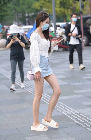 大白腿姐妹花/240105-3-59 15P