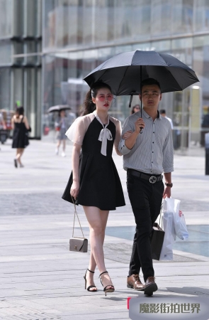 黑裙高跟凉鞋美腿3A883[400M]