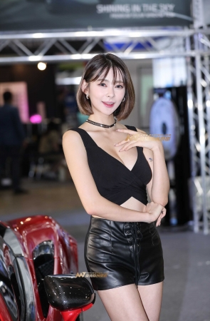 [辉辉赛贴-韩国改装车展]怎么这么好看