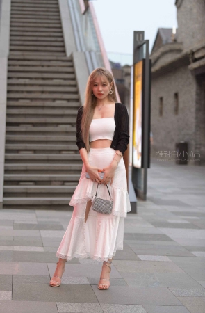 搭讪街拍超美小姐姐