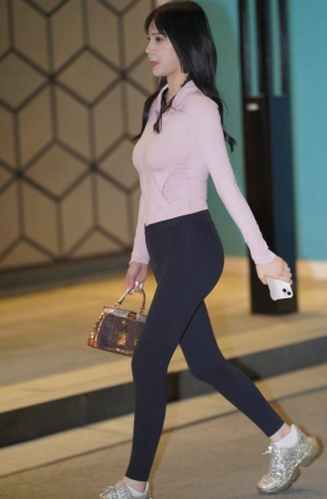 黑色系魅力好身材 [84P-1.13GB]