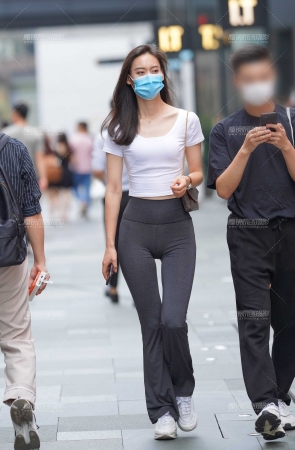 一条紧身裤就能美全身