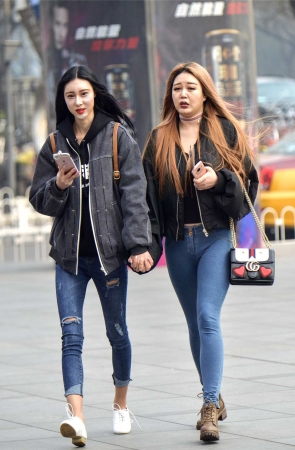 丰满美胸魅力{2017-2-17-14-P}